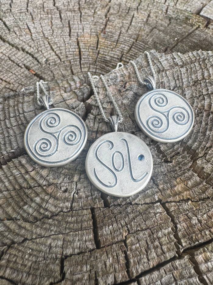SOL Fam pendant
