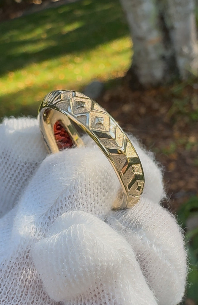 Garnet, sapphire, 14k gold ring