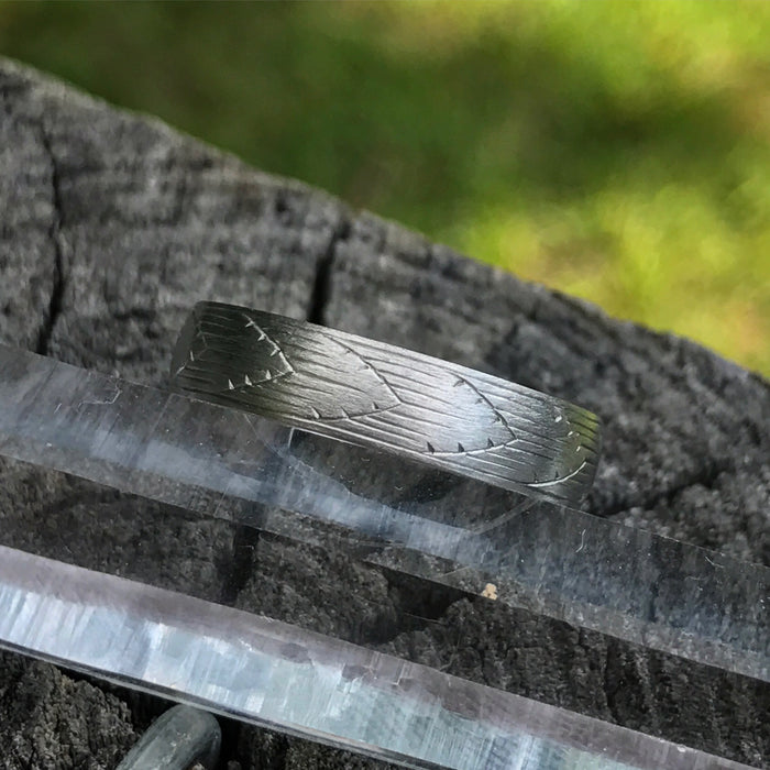 Wheat leaf engraved platinum ring
