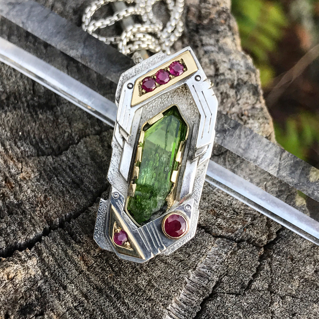 Diopside and ruby pendant