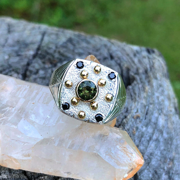 Moldavite and black spinel ring