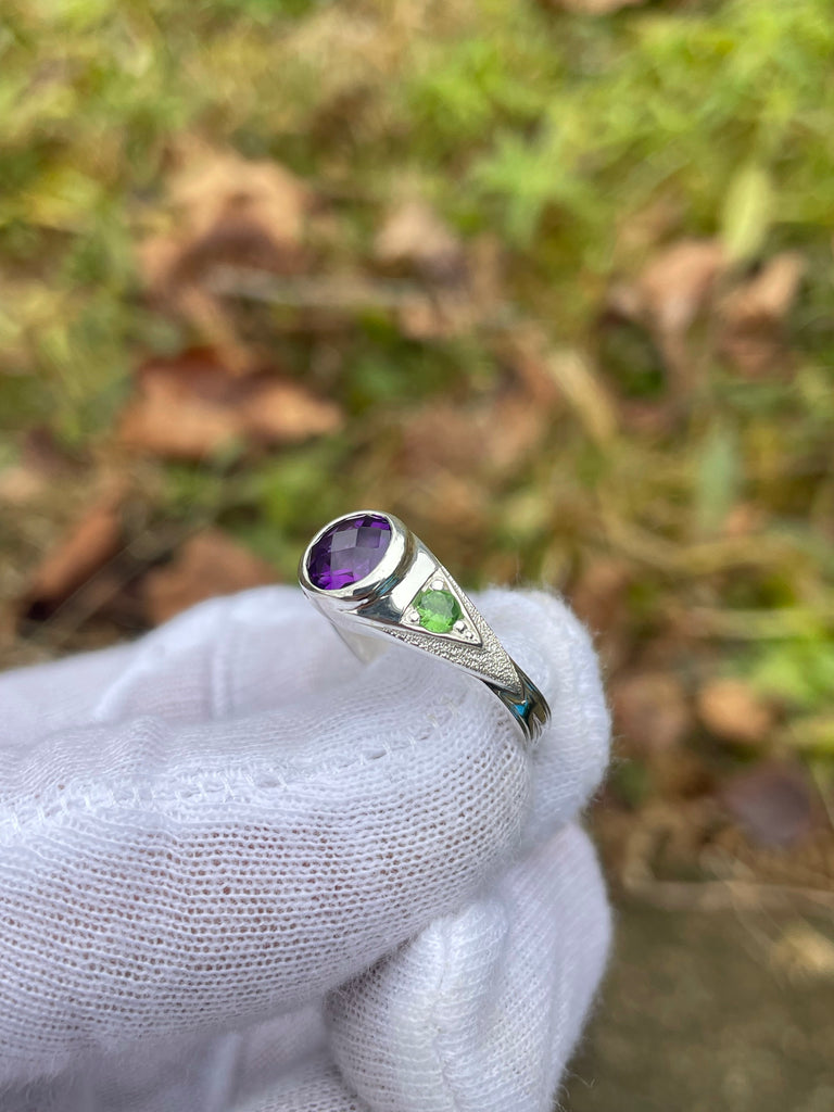 3rd eye ring- amethyst/Tsavorite garnet