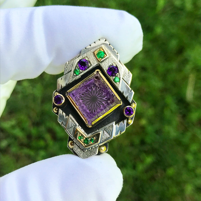 Dalan Hargrave pendant