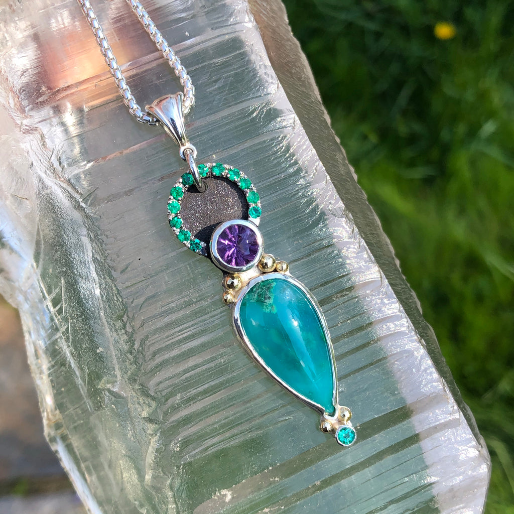 Gem Silica // Amethyst // Emeralds