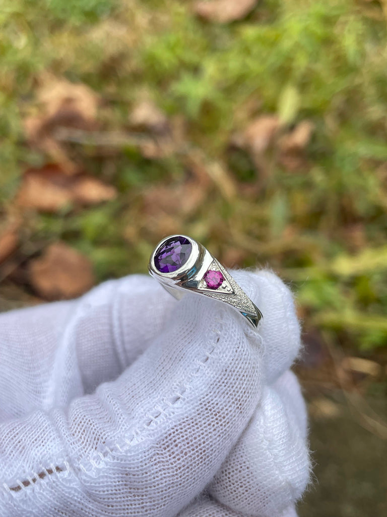 3rd eye ring- amethyst /Rhodolite garnet